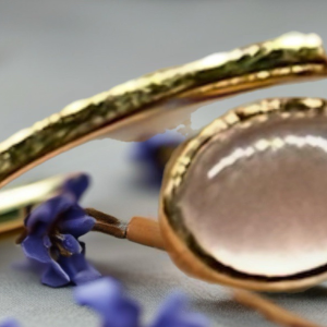 Anillo de Bronce Ajustable con Mineral cuarzo blanco